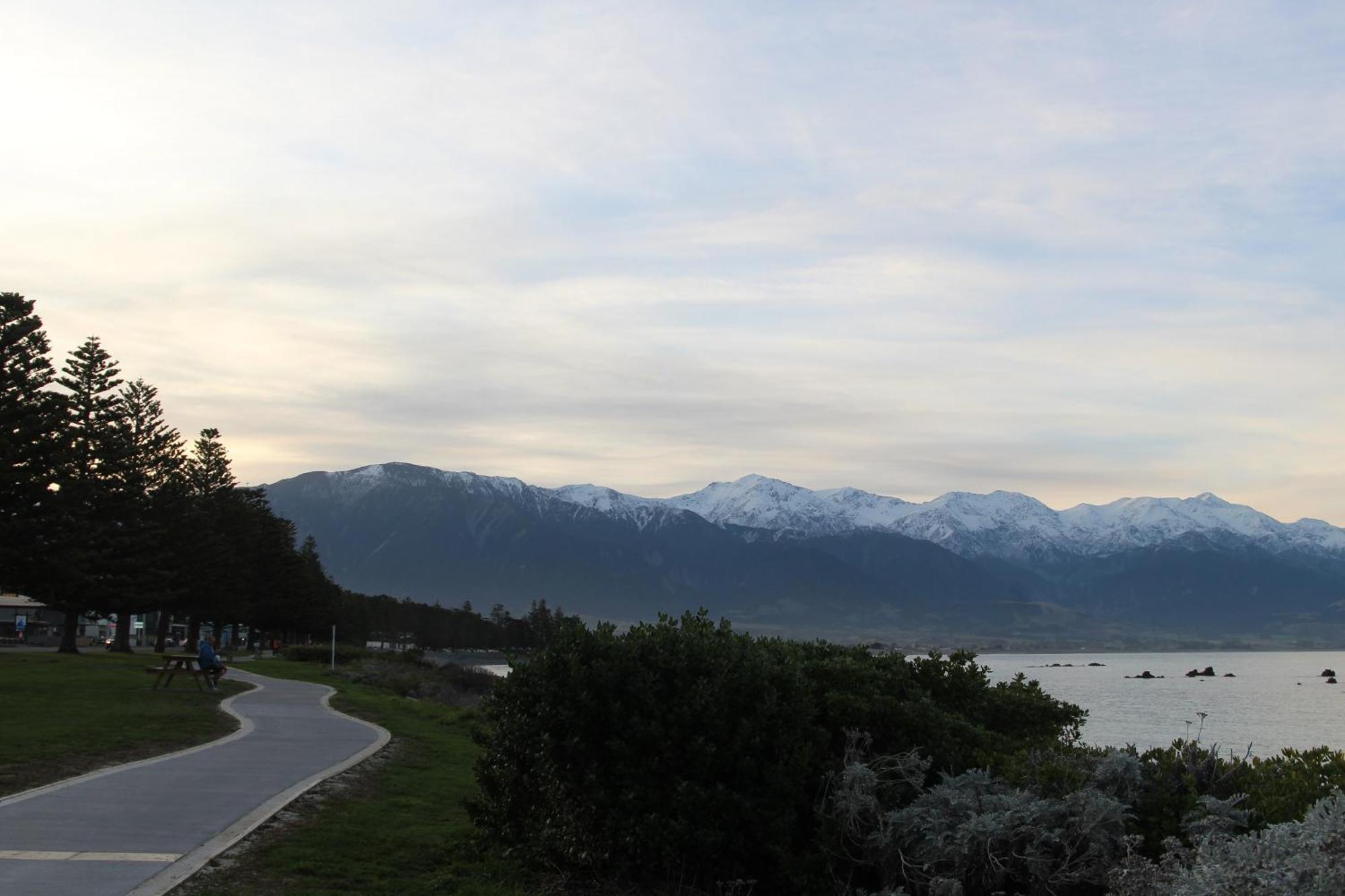 Sierra Beachfront Motel Kaikoura Exteriör bild
